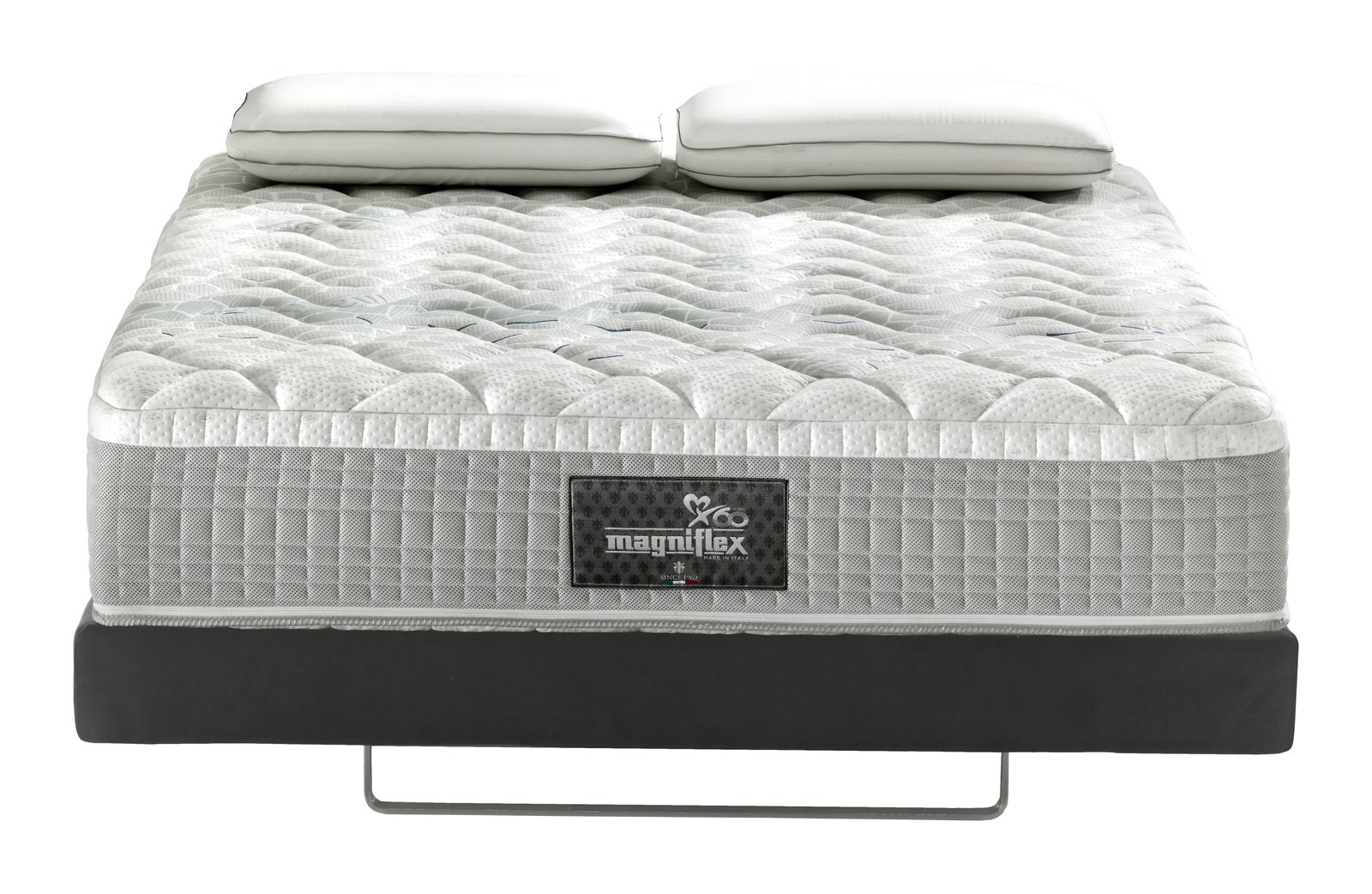 Magniflex MagniStretch Plush mattress, front view